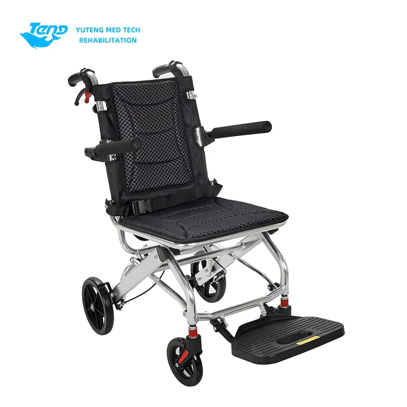 折りたたみ可能な軽量車椅子